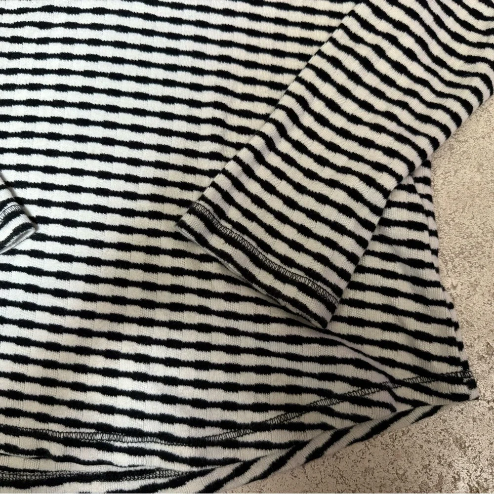 Lucky Brand Black and White Button Down Shirt - Picture 5 of 7